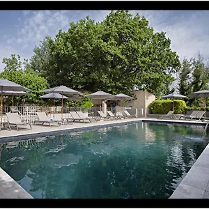 le-mas-du-pont-roman.fr-provencehotel.com/