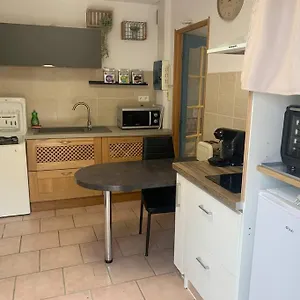 Appartement Decore Avec Gout, Saint-Paul-Trois-Châteaux